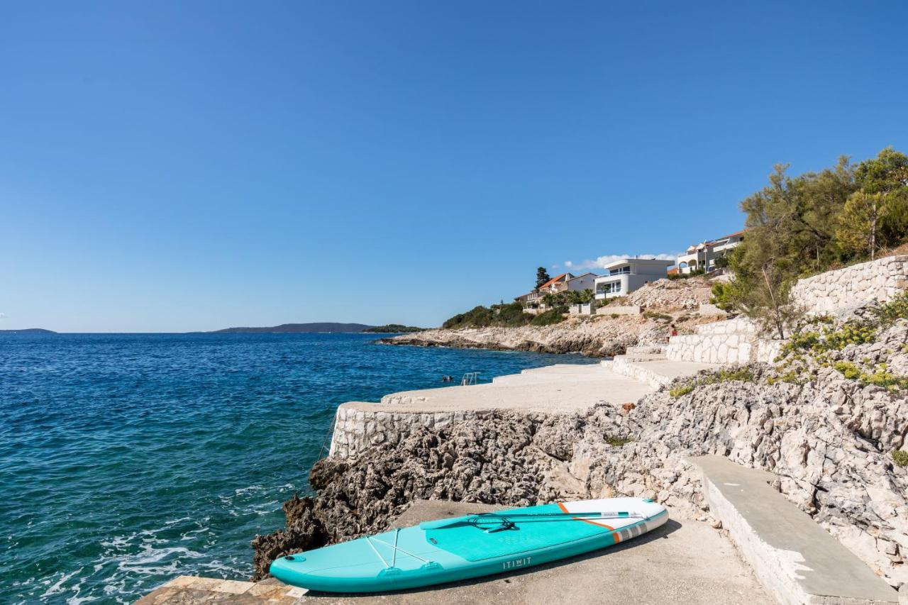 Apartments Croatia โตรกีร์ ภายนอก รูปภาพ