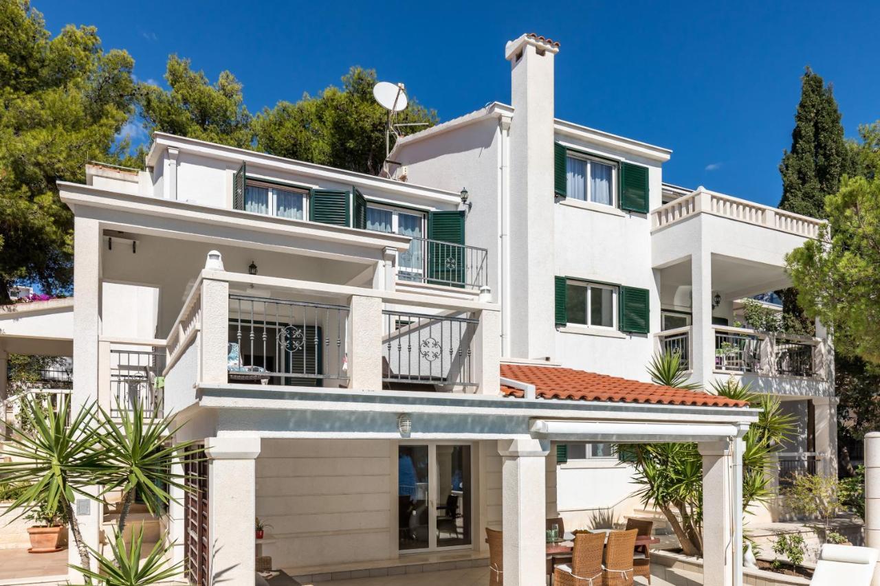 Apartments Croatia โตรกีร์ ภายนอก รูปภาพ