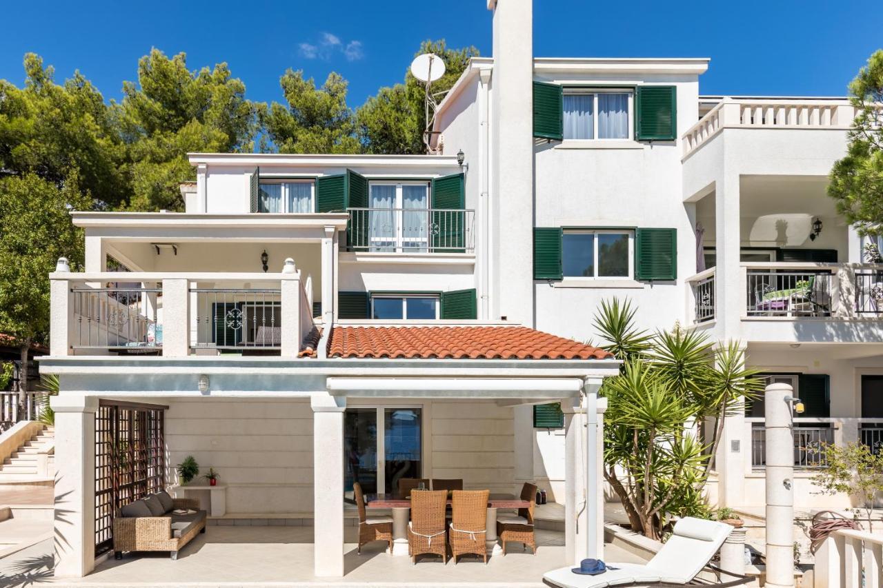 Apartments Croatia โตรกีร์ ภายนอก รูปภาพ