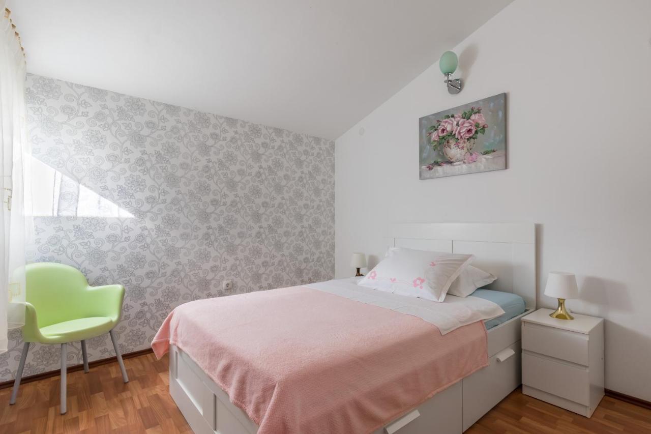 Apartments Croatia โตรกีร์ ภายนอก รูปภาพ